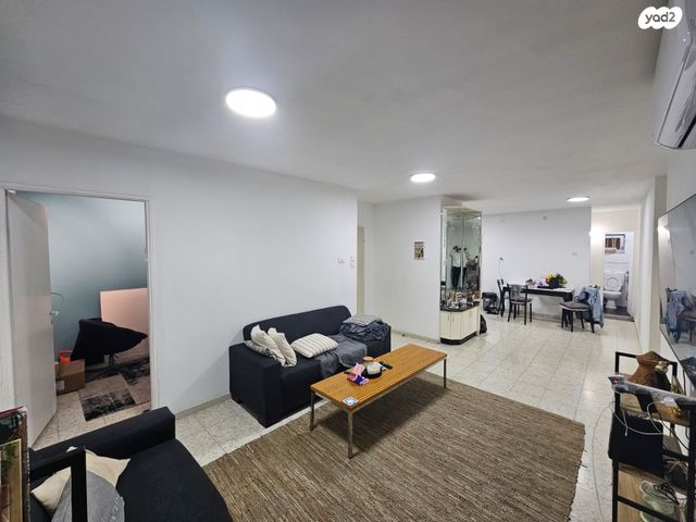 דירה, קרית מנחם בגין, נתיבות