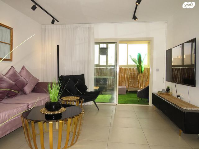 דירה, השחר, דימונה