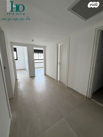 דירת גן, דרך ארץ, עיר היין, אשקלון