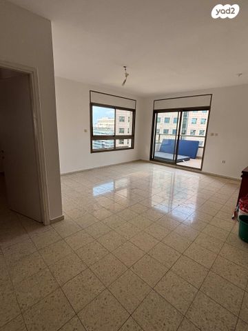 דירה, הרי הגלעד, תל בנימין, רמת גן