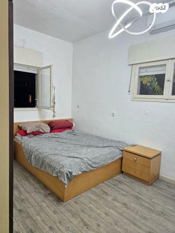 דירה, יהושע חנקין, נאות שושנים, חולון