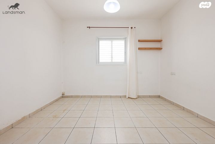 דירה, הרב מכלוף יאנה 4, נתניה