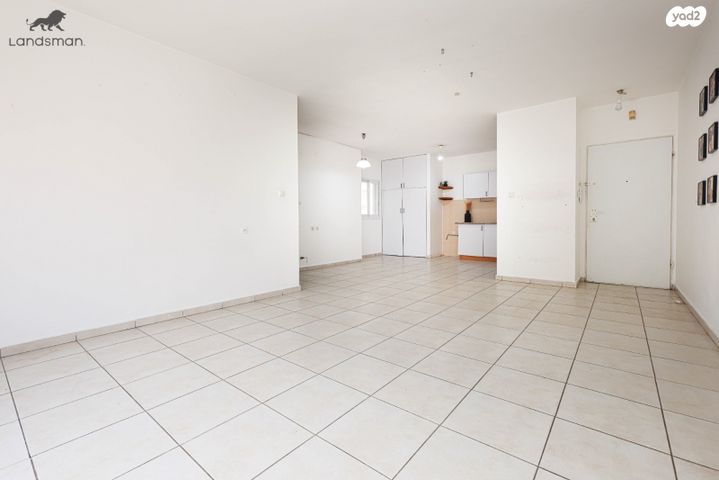 דירה, הרב מכלוף יאנה 4, נתניה