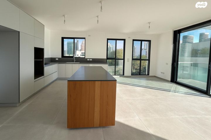 דירה, ליסין, הצפון החדש - כיכר המדינה, תל אביב יפו