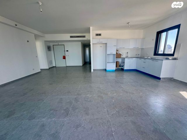 דירה, אמנון ליפקין שחק 1, נוף הטיילת, נתניה