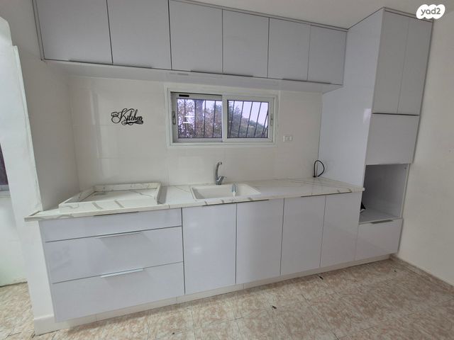 דירה, יהודה שטיין, אשכול, רמלה