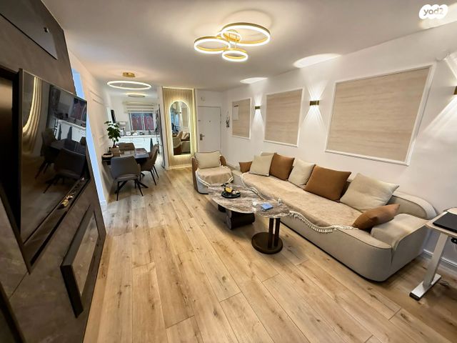 דירת גן, ששת הימים 15, אריאל