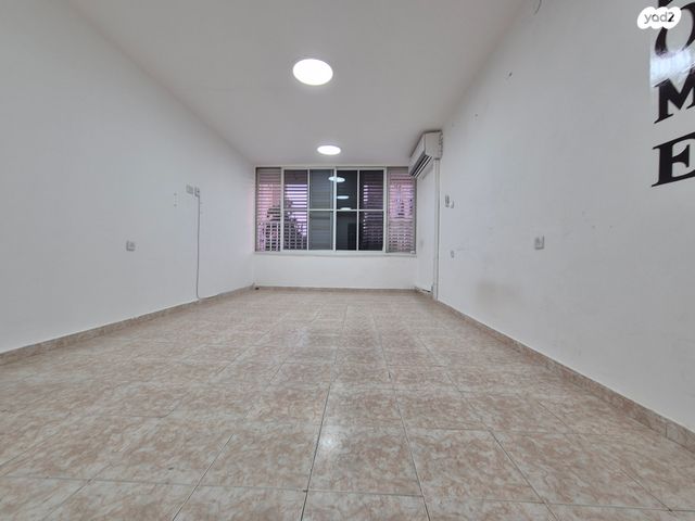 דירה, יהודה שטיין, אשכול, רמלה