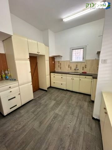 דירה, רוטשילד, רמז, מערב ותיק, ראשון לציון