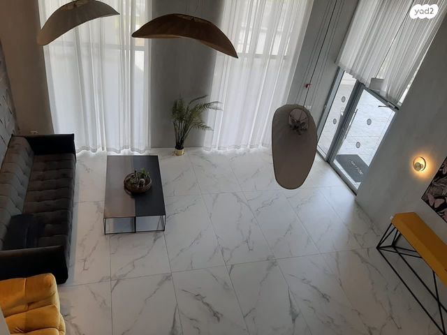 גג/ פנטהאוז, צבי תדמור 2, ח-501, חולון