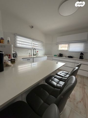 בית פרטי/ קוטג', האילנות, נווה דוד, רמלה