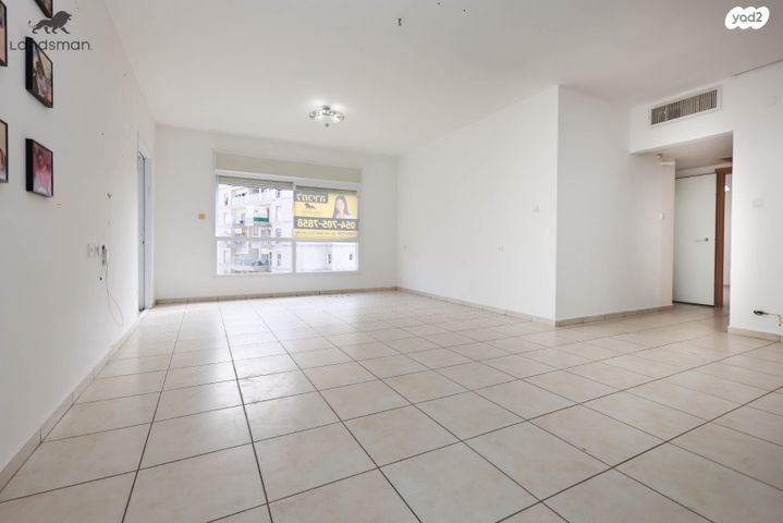 דירה, הרב מכלוף יאנה 4, נתניה