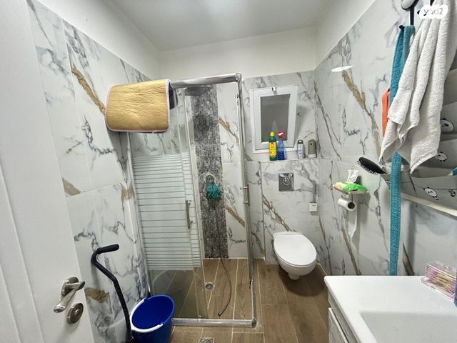 דירה, שמואל תמיר כצנלסון, פסגת זאב, ירושלים