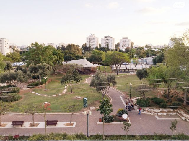 דרך הטייסים 48