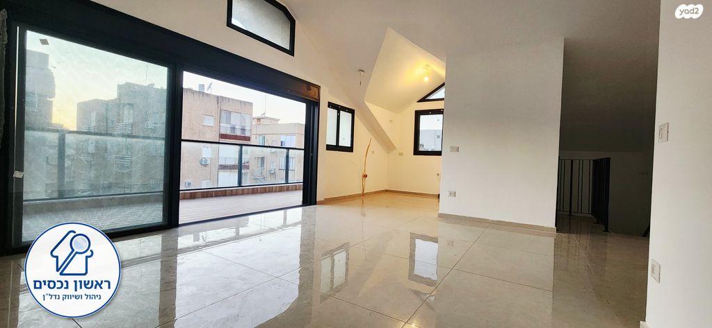 גג/ פנטהאוז, רמב"ם, ראשון לציון