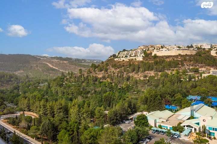 דירה, מלחה, מנחת, ירושלים