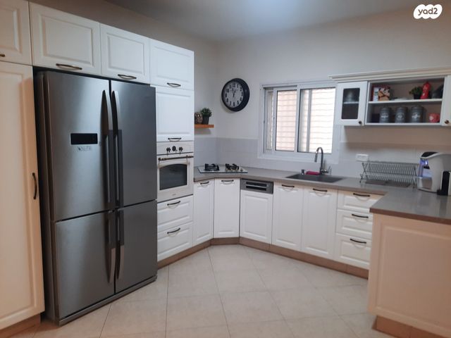 דירה, נחום שריג, רמות הרכס, באר שבע