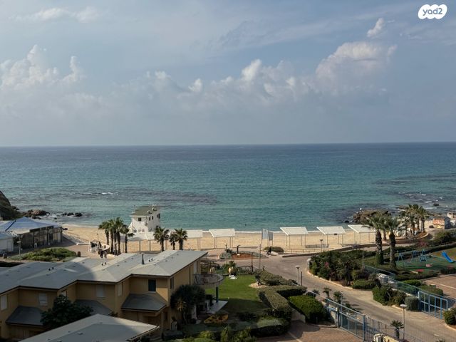 דירה, שדרות מנחם בגין, גבעת אולגה, חדרה