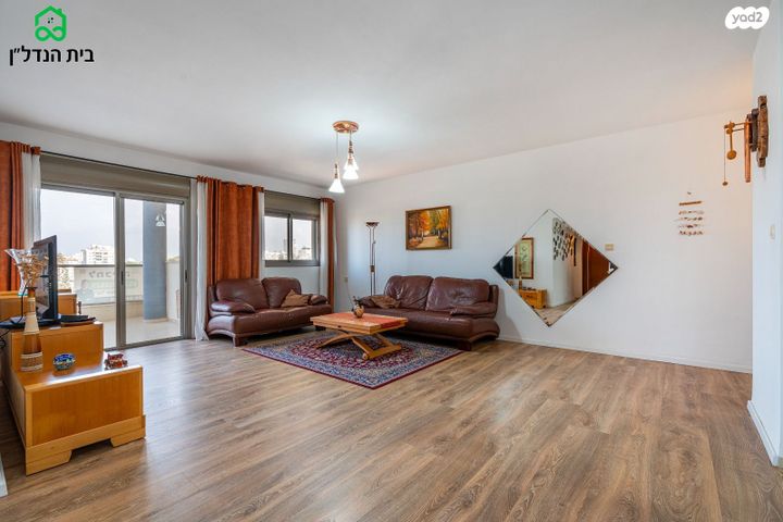 דירה, חובבי ציון 9, שכונת האוצר, חדרה