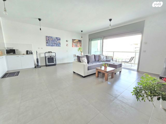 דירה, מעיין, נופרים, ראש העין