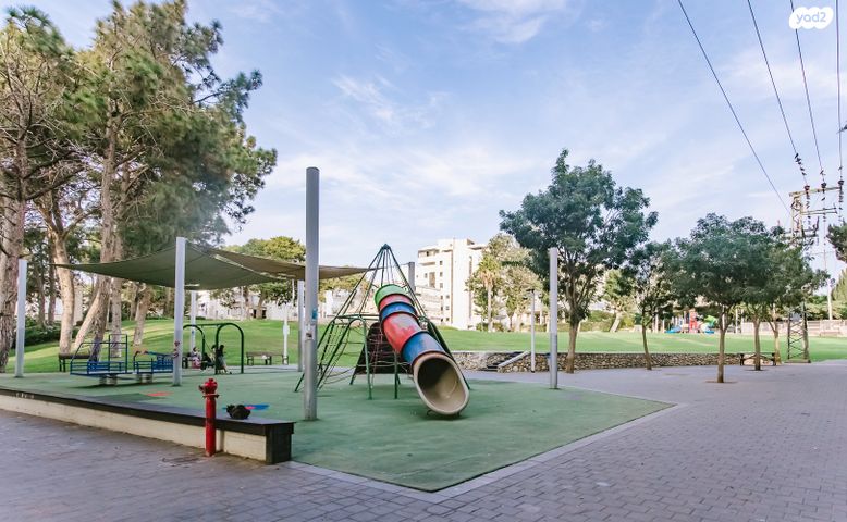 דירה, קלוזנר 6, לב העיר, בת ים