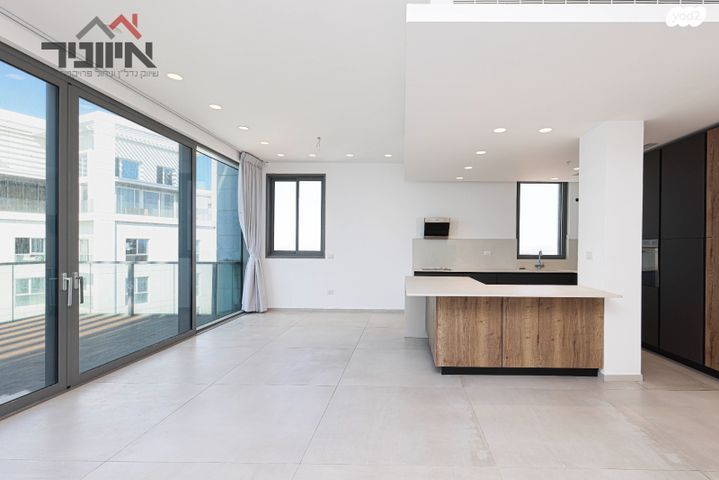 גג/ פנטהאוז, גבעת אולגה, חדרה