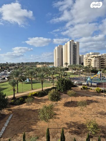 דירה, היובל, אור עקיבא