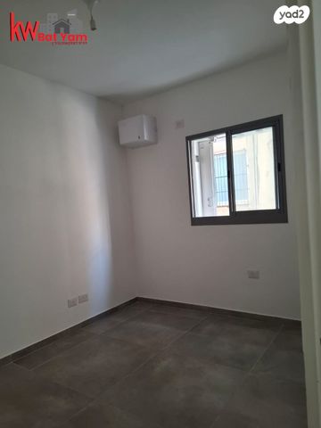 דירה, הרב קוקיס, עצמאות יוספטל, בת ים