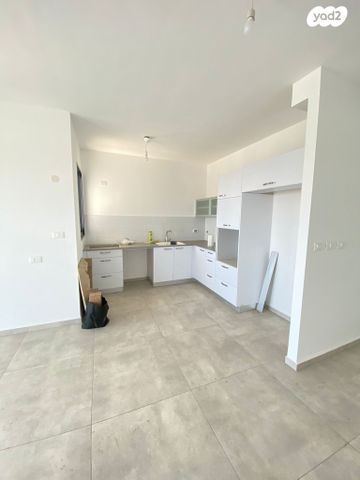 דירה, ערבי נחל 5, סיטי, גבעתיים