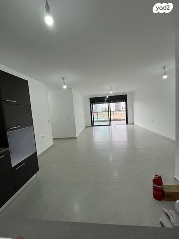 דירה, הגפן 1, קרית מלאכי