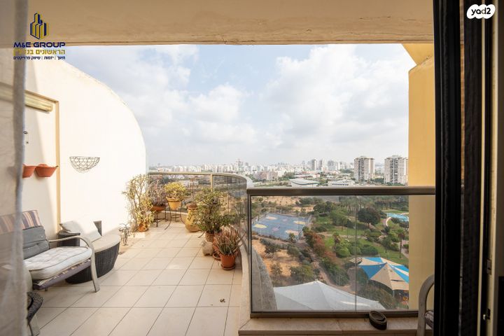 גג/ פנטהאוז, מעגל השלום, קרית חתני פרס נובל, ראשון לציון