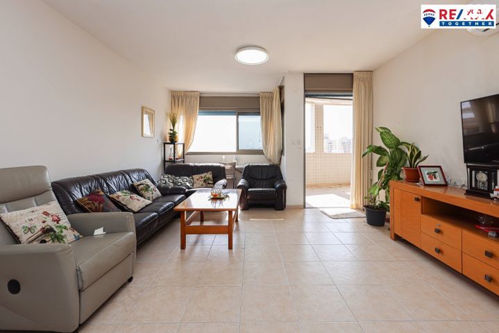 דירה, הציונות 19, רובע הקריה, הסיטי, אשדוד