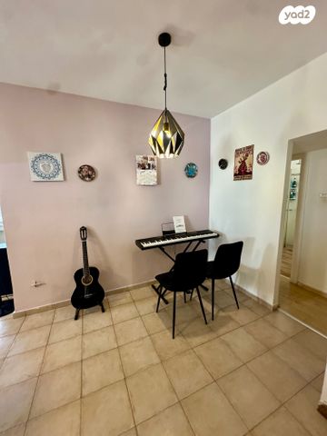 גג/ פנטהאוז, טרומפלדור, פועלים ד, כפר סבא