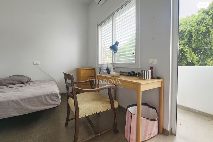 דירה, שדרות ירושלים, צהלון, שיכוני חסכון, תל אביב יפו