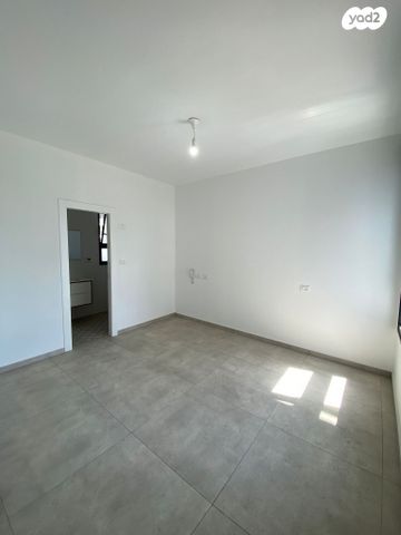 דירה, ערבי נחל 5, סיטי, גבעתיים