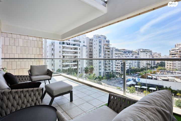 דירה, מאיר יערי, כוכב הצפון, תל אביב יפו