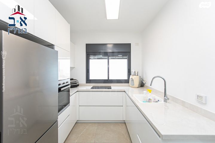 דירה, ירדנה ארזי, גבעת זמר, חיפה