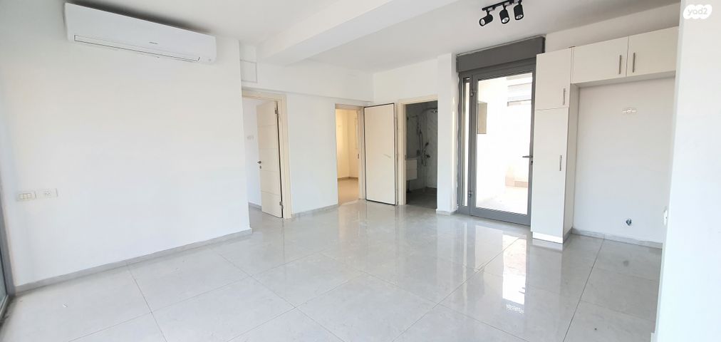 דירה, נהלל, נחלת יצחק, תל אביב יפו