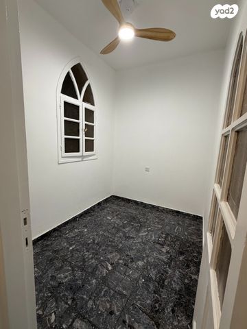 צהלון, שיכוני חסכון