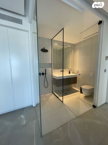 דירה, ניסים אלוני 2, צמרות איילון, פארק צמרת, תל אביב יפו