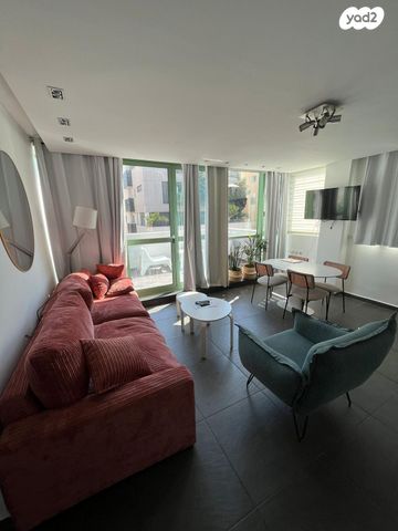 דירה, שיינקין 49, לב תל אביב, לב העיר צפון, תל אביב יפו