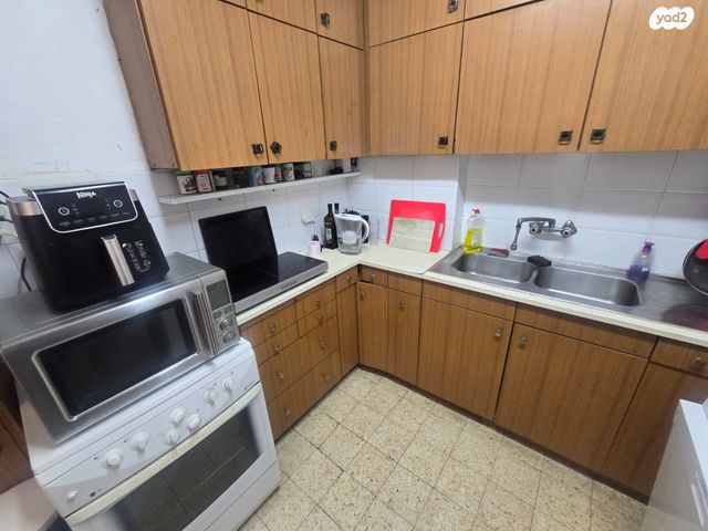 דירה, הרב לוי יצחק, הצפון הישן - צפון, תל אביב יפו