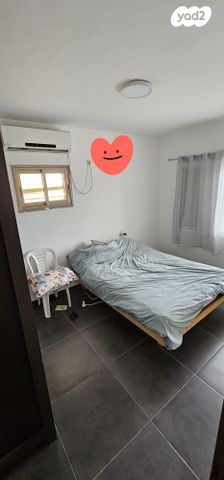 דירה, הרימון, מנחם בגין, עכו