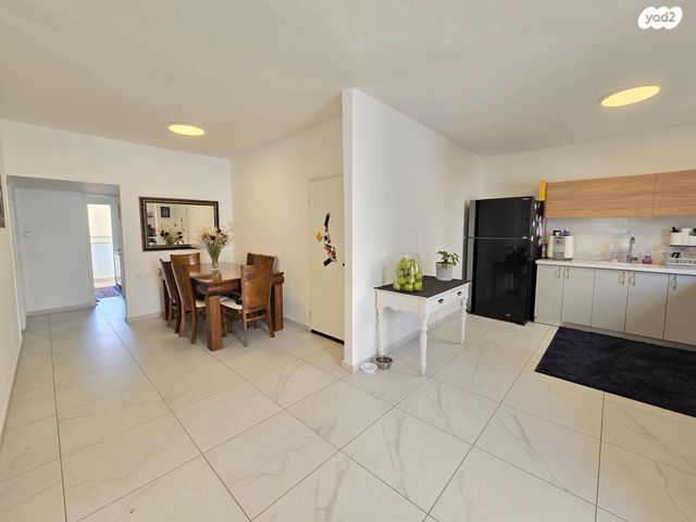 דירה, זאב ברנדה, המרכז השקט / מרכז העיר, פתח תקווה