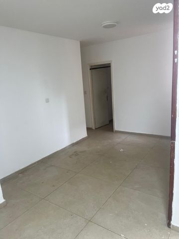 דירה, רחבת שמגר השופט, שכונה ו', באר שבע