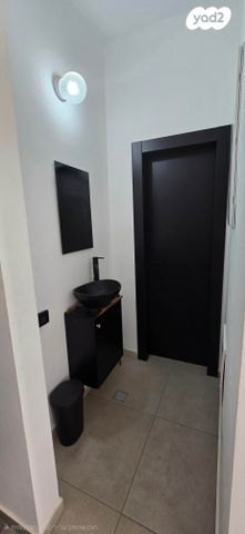 בית פרטי/ קוטג', נחל יהל, פארק הנחל, באר שבע