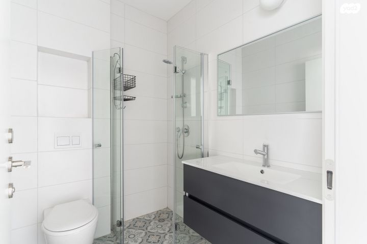 דירה, החלוצים, תל אביב יפו