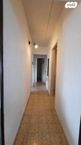 דירה, מורד הגיא 11, כרמיאל