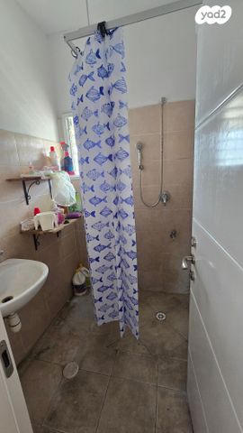 דירה, שדרות קוגל, גרין ועם, חולון