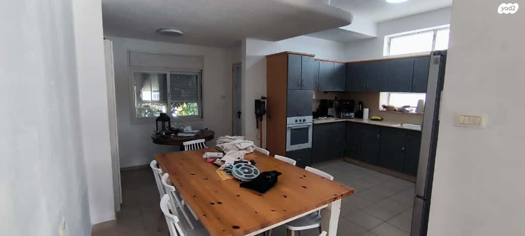 דו משפחתי, בנימינה גבעת עדה